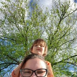 Meet your Posher, Carolyn